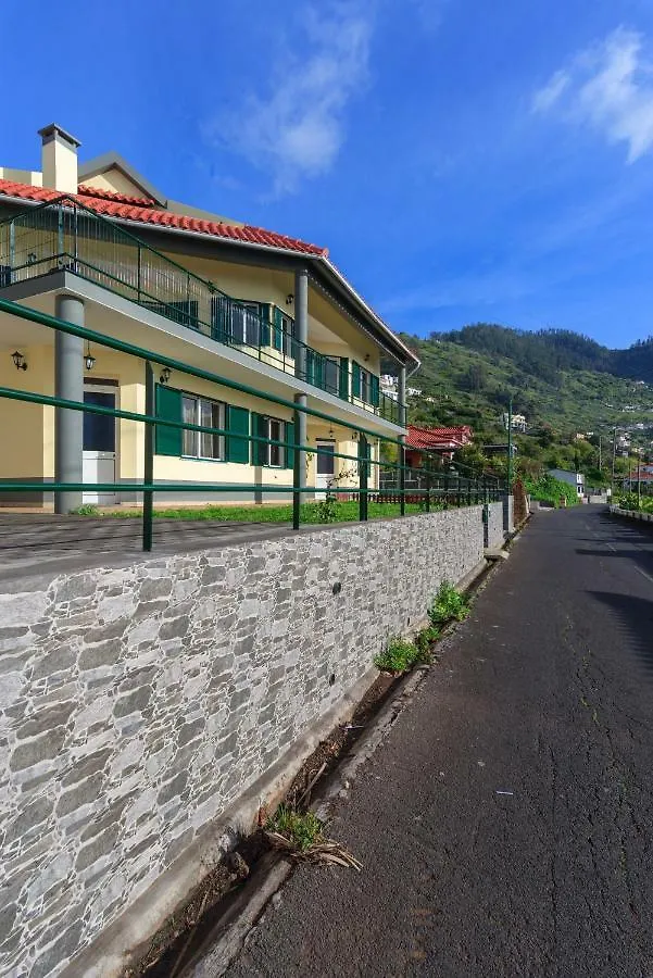 Calheta Holiday Houses 阿科达卡列塔